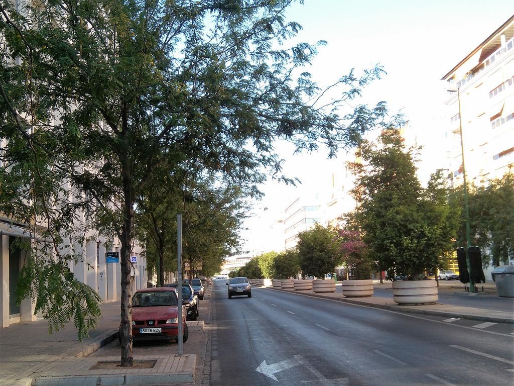 Apartamento Buhaira Sevilla Bagian luar foto