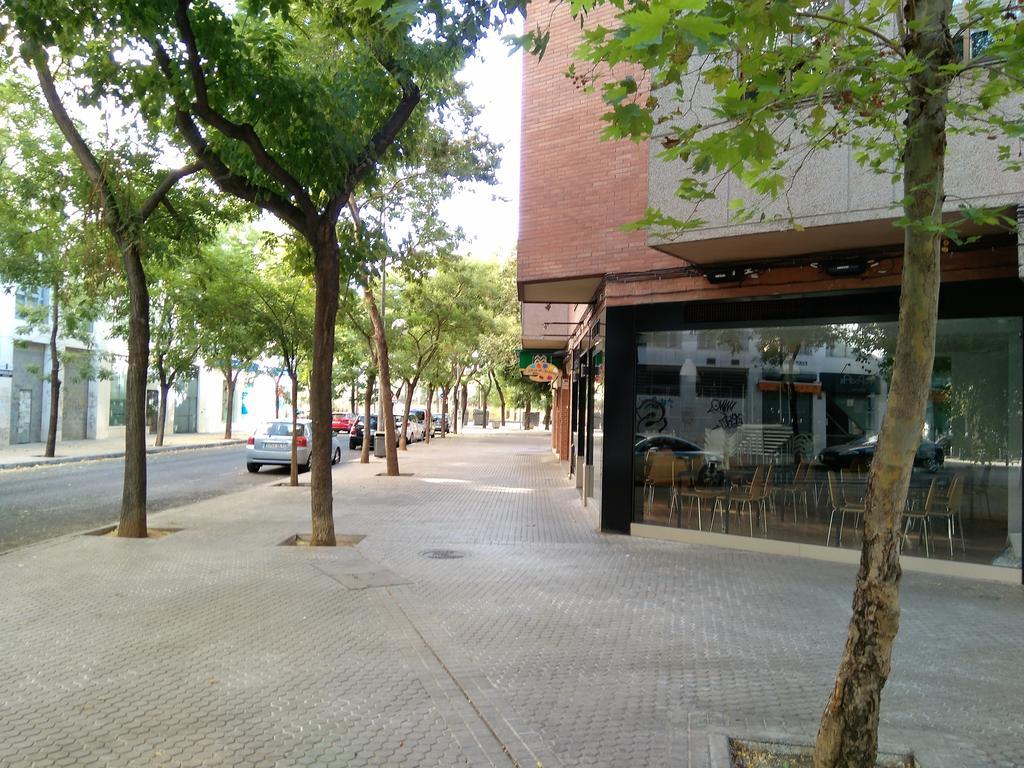 Apartamento Buhaira Sevilla Bagian luar foto