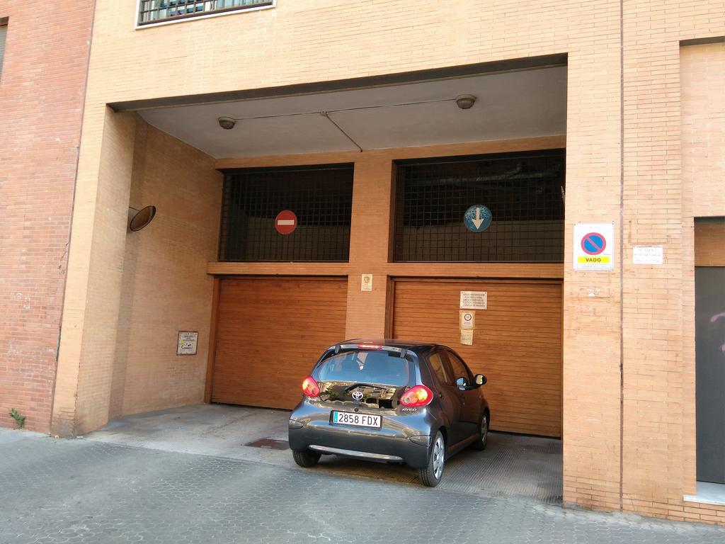 Apartamento Buhaira Sevilla Bagian luar foto