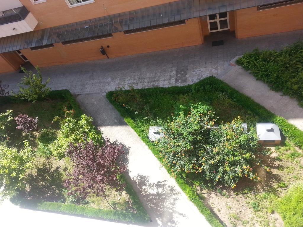 Apartamento Buhaira Sevilla Bagian luar foto