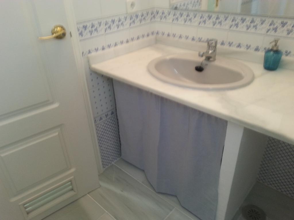 Apartamento Buhaira Sevilla Bagian luar foto