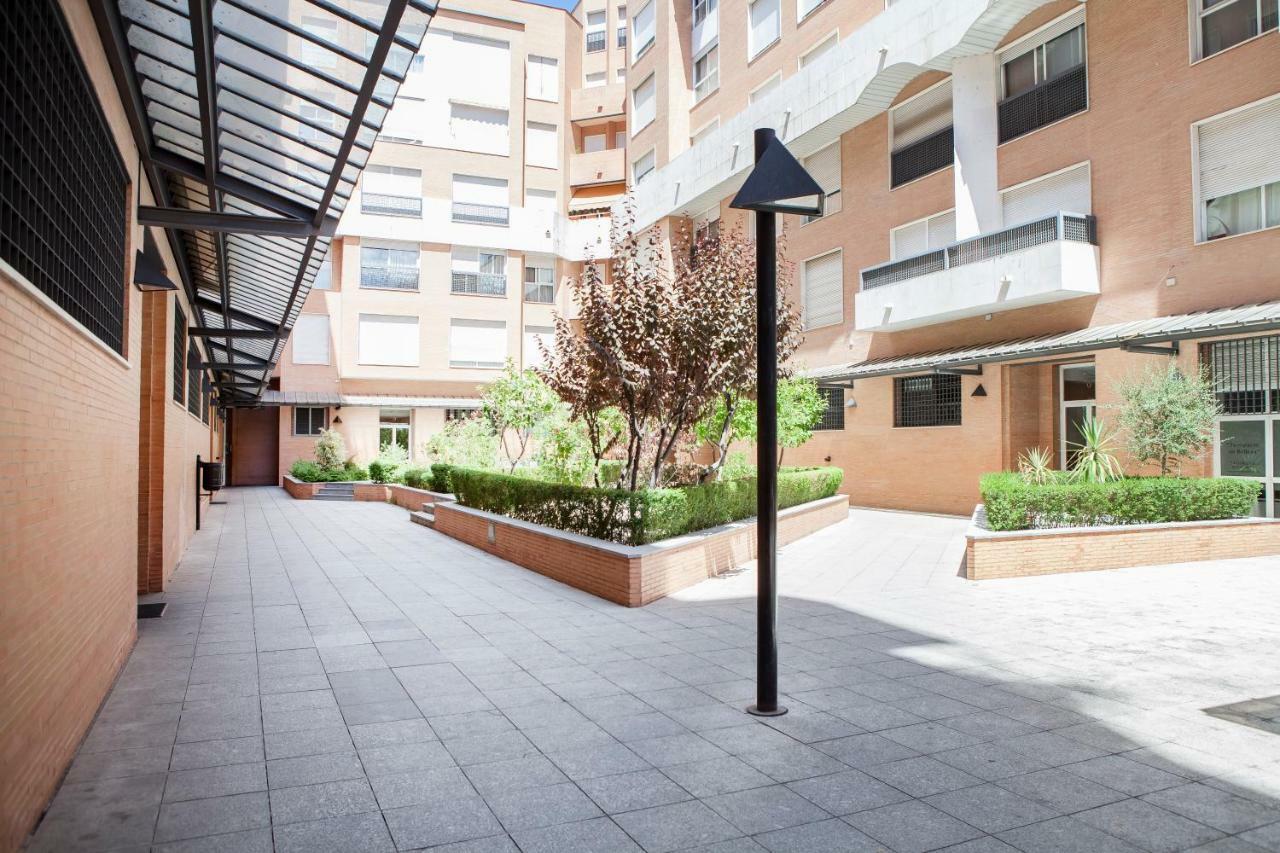 Apartamento Buhaira Sevilla Bagian luar foto