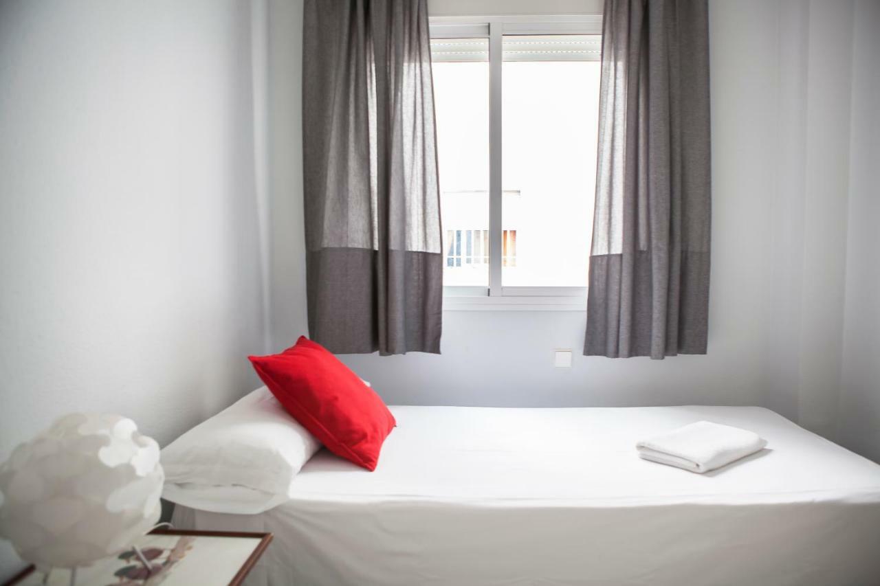 Apartamento Buhaira Sevilla Bagian luar foto